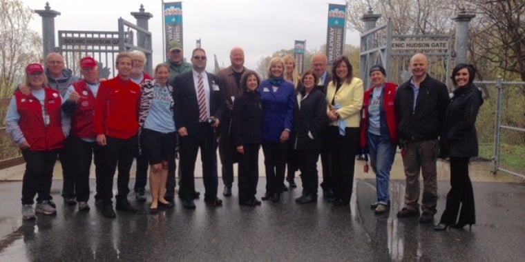 Senator Serino is pictured above at the Walkway with volunteers and ‘I Love My Park Day’ partners, including representatives from AT&T who donated $35,000 to the cause.
