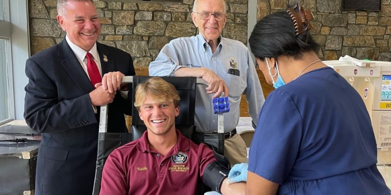 Senator Steve Rhoads Teams Up with Assemblyman Dave McDonough for Community Blood Drive in Merrick 