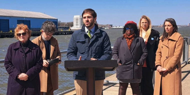 Senator Andrew Gounardes joins colleagues and community leaders to advocate for state funding for the Brooklyn-Governors Island ferry.