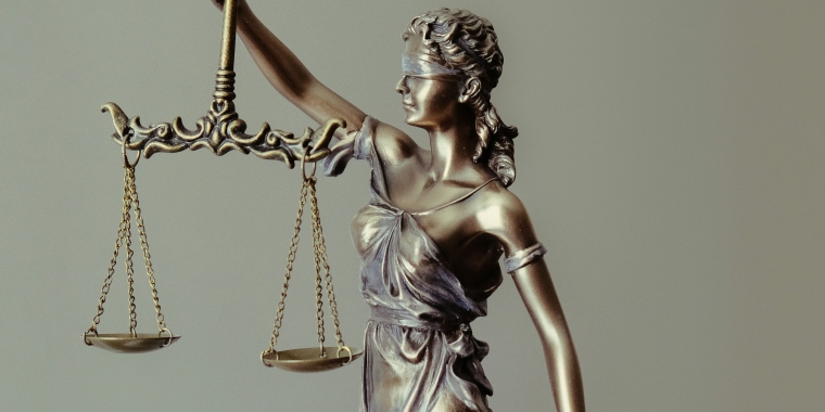 Figurine of "Lady Justice"