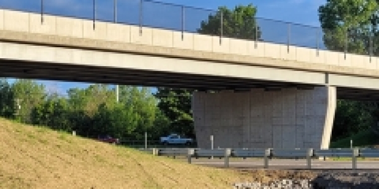 Ransom Road bridge over I-90.