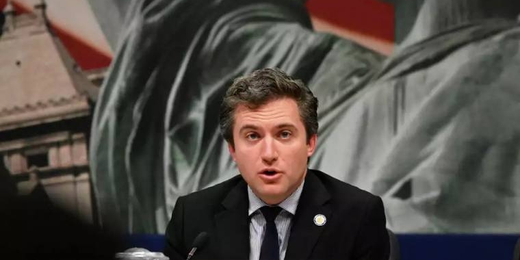 State Sen. James Skoufis, chair of the Senate standing committee on Investigations and Government Operations, said the Legislature would examine ways to increase oversight of emergency contracts.