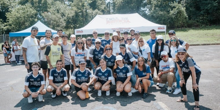 Group Photo of Senator Martinez with Liga de Justicia Abogados volunteers during a Brentwood back-to-school supply event on August 10, 2024