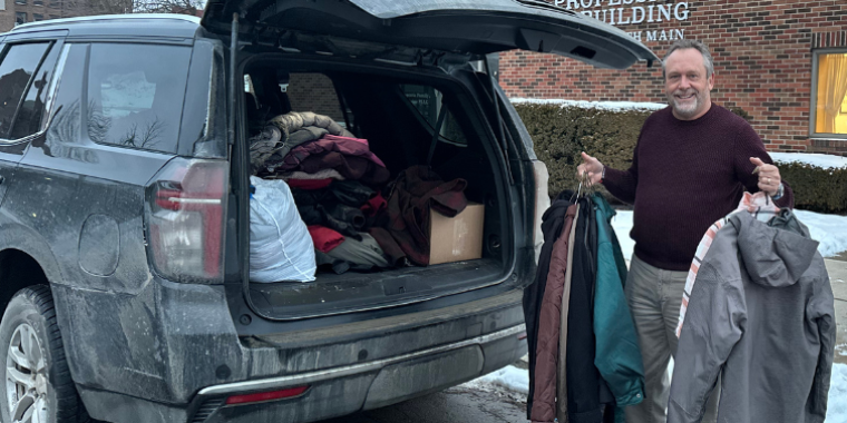 Senator Oberacker Pick's Up Donated Coats