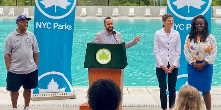 Senator Serrano at Opening Ceremony for the Gottesman Pool at the Davis Center in Central Park