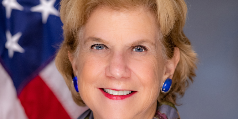Shelley Mayer