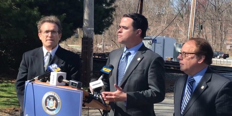 (L-R) Alan Brody, husband of Ellen Brody who died in Metro North Collision, Senator Carlucci and Assemblyman Abinanti, at the Valhalla railroad crossing, calling on the DOT to submit a report of New York State’s railroad crossings required by their 2016 law.