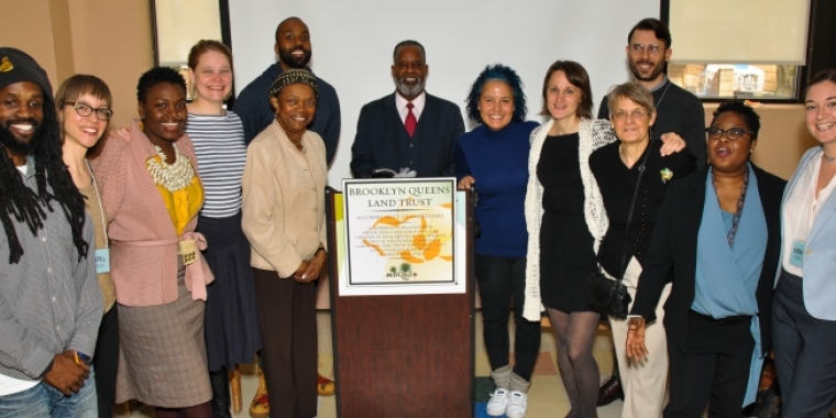 Senator Montgomery addresses the Brooklyn Queens Land Trust's  (BQLT) 2018 Annual Meeting.