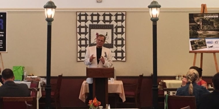 Senator Bonacic speaks at the Goshen Chamber of Commerce breakfast.