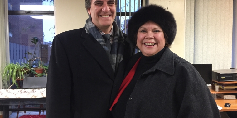 Senator Gianaris visits the residents of NYSUM