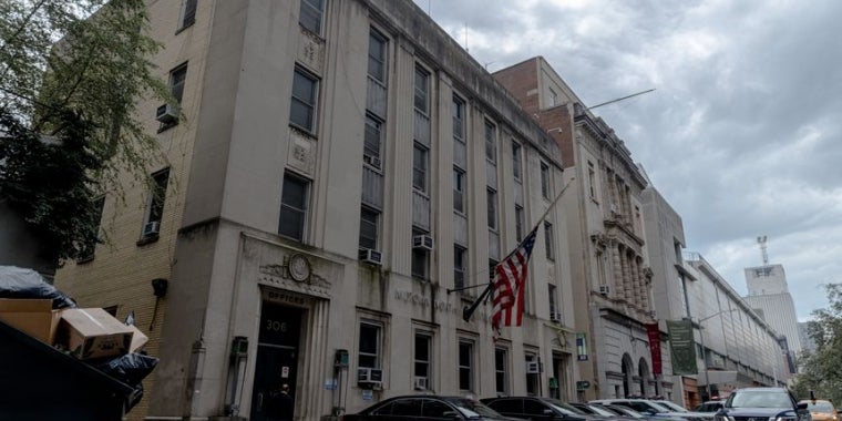 The Midtown Community Court connects low-level offenders with relevant social services.