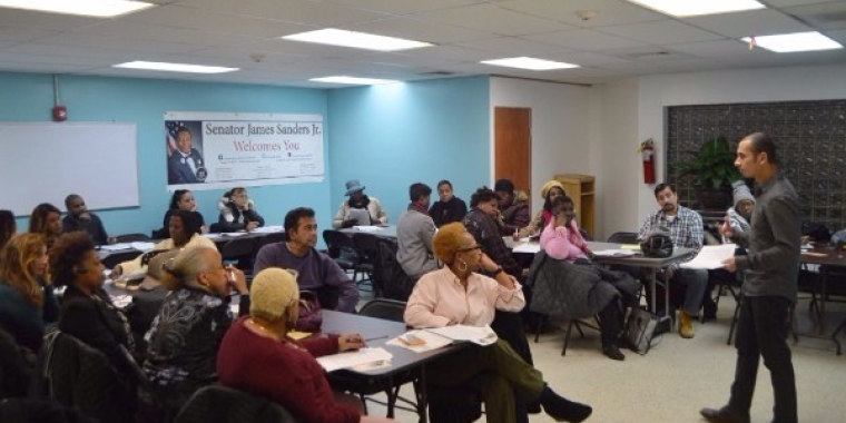 Arif Ullah, director of programs at the Citizens Committee of New York City, taught the workshop, which was held in Jamaica on Wednesday night.